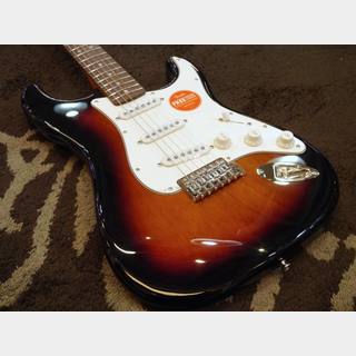 Squier by FenderClassic Vibe 60s Stratocaster Laurel Fingerboard 3 tone sunburst