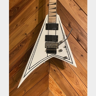 Jackson X Series Rhoads RRX24M White/Black Pinstripes