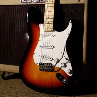 Crews Maniac Sound ST23-PL｜ASH/MAPLE｜3Tone Sunburst