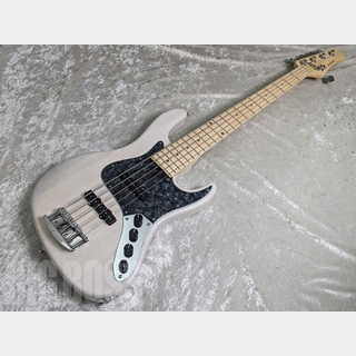 Kikuchi Guitars MV5 (Trans White)