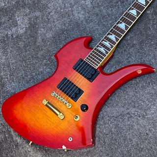 Burny エレキギター レッド弦楽器 本体のみ M2417 Burny エレキギター レッド弦楽器 本体のみ M2417 エレクトリック