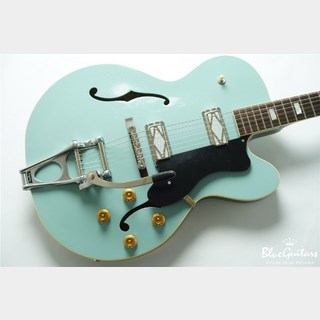 KING SNAKELester w/ Bigsby - Black Bellied Blue