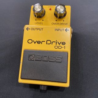 BOSS OD-1　1982年11月　黒ネジ #251700　NEC C4558C スタンプシリアル