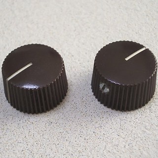 MontreuxFender Amp style knob brown [1052]