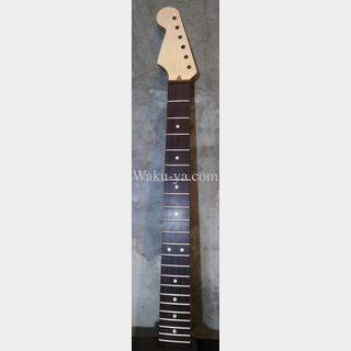 WARMOTH Stratocaster Maple Neck 22 Frets / Right Handed Reverse Head