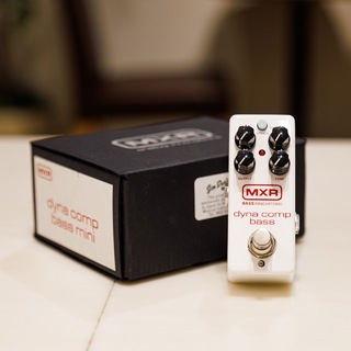 MXR M282 Dyna Comp Bass