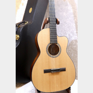 Martin【USED】000C12-16E Nylon 2023年製 【エレガット】【美品】【ハードケース付属!】【池袋店在庫品】