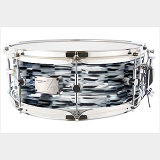 canopus 1ply series Soft Maple 5.5x14 SD SH Black Oyster
