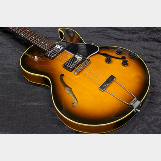 Gibson MemphisES-135 SB #02102707 3.73kg【TONIQ横浜】