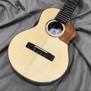 KOU ukulele TEDR/テナー/スプルース×ローズウッド/サイドポート/実物写真【送料無料】