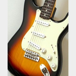 Fender FSR Made in Japan Traditional 60s Stratocaster -3 Tone Sunburst-【6月上旬入荷予定】