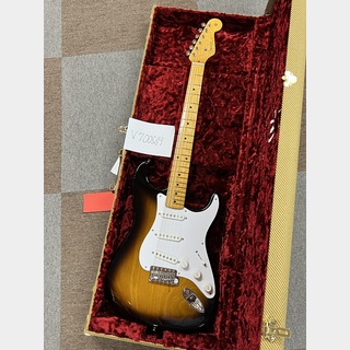 Fender 70th Anniversary American Vintage II 1954 Stratocaster, Maple Fingerboard, 2-Color Sunburst