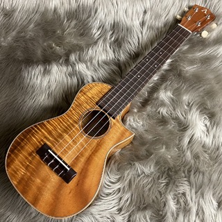 ASTURIAS SOLO UKULELE KOA【現物画像】【木目に特徴ある1本】(次回入荷は約1年後)