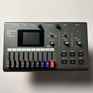 ZOOM R12 MultiTrak【マルチトラックレコーダー】【現物画像】