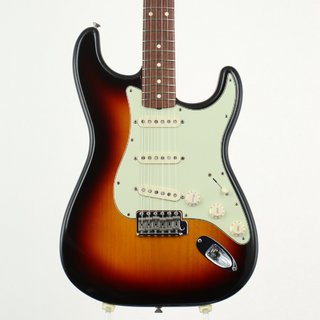 FenderClassic Series 60s Stratocaster 3 Color Sunburst【心斎橋店】
