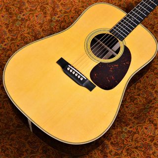 Martin HD-28 Standard