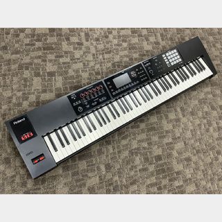 Roland FA-08 Music Workstation