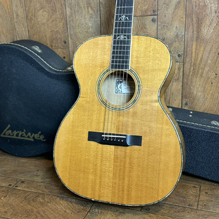 Larrivee OM-10 Koa Unicorn