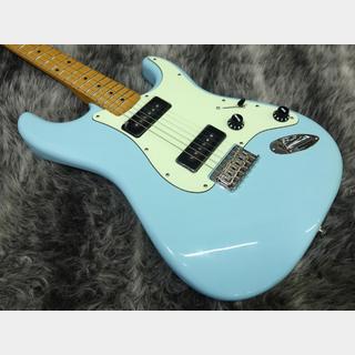 FenderNoventa Stratocaster  Daphne Blue【在庫処分特価!!】
