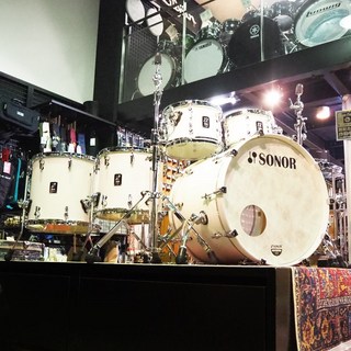 Sonor SQ1 Series 5pc Drum kit -Satin Pure White-[BD22，TT10，TT12，FT14，FT16] 【店頭展示特価品】