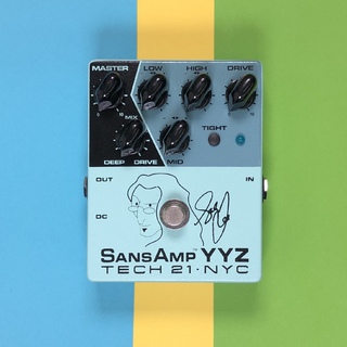 TECH21 Sans Amp YYZ
