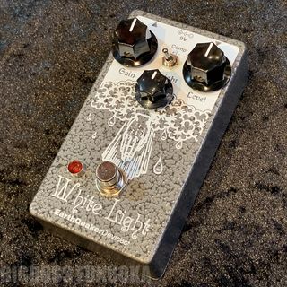 EarthQuaker Devices White Light【Hammered】