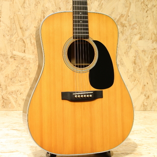 Martin D-28