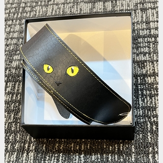 Grande uomo 黒ねこ刺繍ストラップ(シトリン)【猫の目】【猫の肉球】【池袋店/横浜店/福岡店限定】