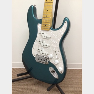 G&L Tribute Series Comanche Maple Fingerbord / Emerald Blue Metallic