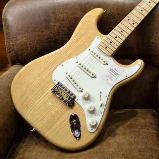 Fender Made in Japan Traditional 70s Stratocaster Maple Fingerboard Natural 重量3.70kg 現物写真