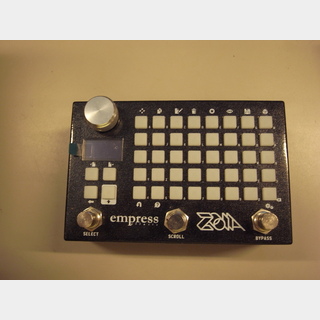 Empress Effects ZOIA modular pedal systemy 