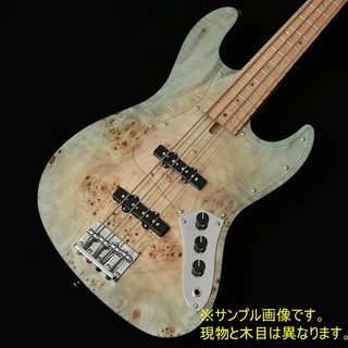 Bacchus JT Seriesに新ベース・モデルが登場！限定カラー「桜」と