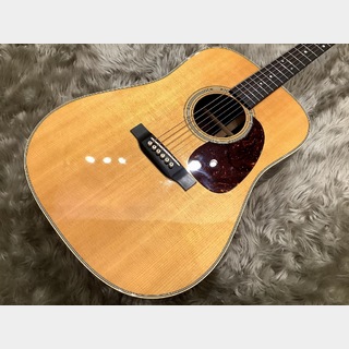 Martin D-28 Standard