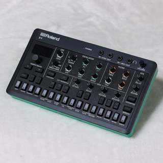 ROLAND S-1〜 SH-101をサウンドを元にした4ボイスの小型シンセサイザー