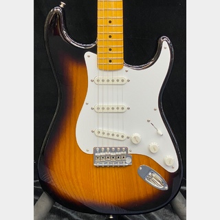 Fender 70th Anniversary American Vintage II 1954 Stratocaster -2 Color Sunburst-【V700026】【3.83kg】
