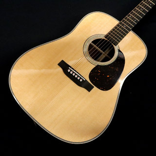 Martin D-28 Modern Deluxe