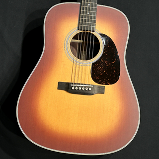 Martin D-28 Satin Amberburst