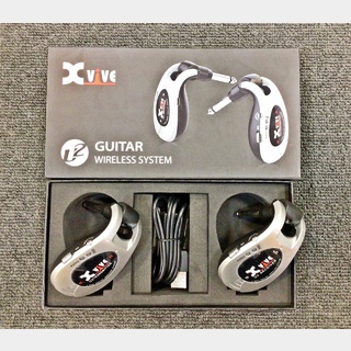 Xvive Effects PedalsXV-U2 Silver Wireless Guitar System 【旧価格品】【送料無料】