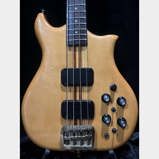 【メンテナンス済み 交換部品多数】Kawai カワイ エレキベース ケース付き メンテナンス済み 交換部品多数】Kawai カワイ エレキベース ケース