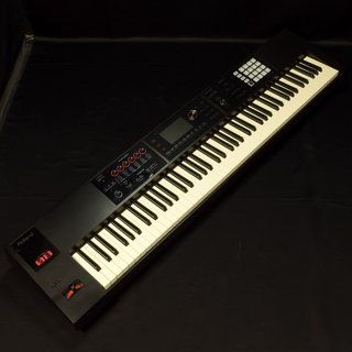 Roland FA-08 Music Workstation【福岡パルコ店】