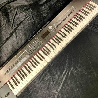 Roland 【箱なし・展示機】RD-2000 ステージピアノ