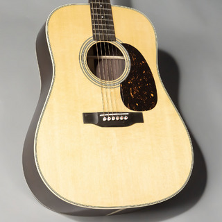 Martin D-28
