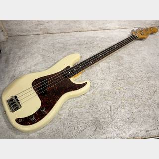 Fender Japan PB62
