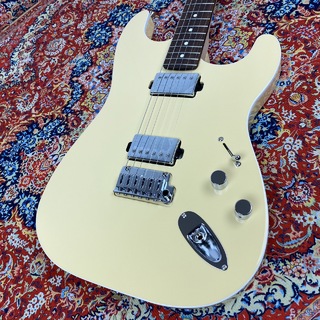 Fender Mami Stratocaster Omochi, Rosewood Fingerboard, Vintage White【現物画像】