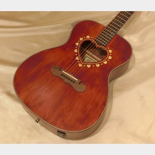 ゼマイティスのエレアコCAF-85Hに、パープルとホワイトの2色が新登場