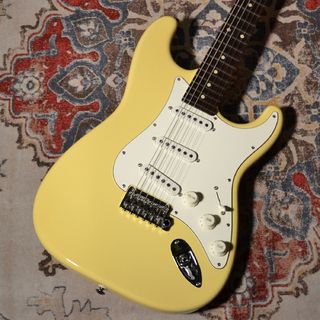 Suhr Classic S /R SSS Vintage Yellow