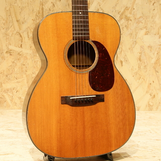 Martin OOO-18