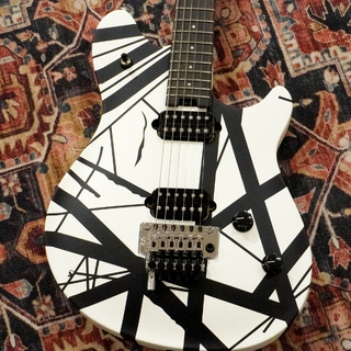 EVH Wolfgang Special Striped Series Black and White Satin【特価】
