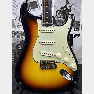 Fender Custom ShopLIMITED EDITION 1960 Stratocaster Journeyman Relic -Faded/Aged 3 Color Sunburst-
