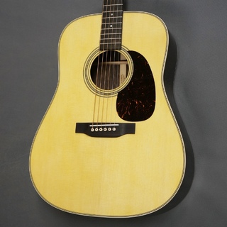 Martin D-28 Standard